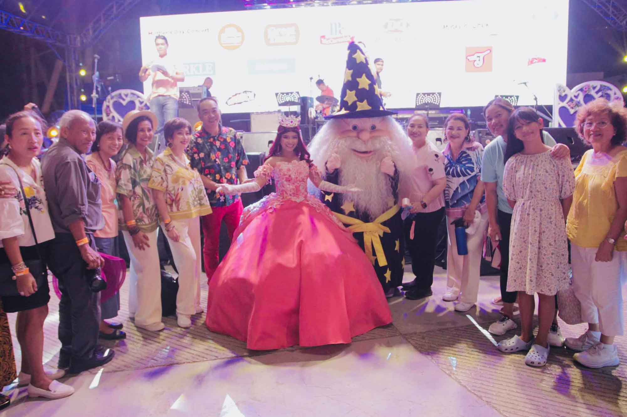Read more about the article Enchanted Kingdom celebrates the most MAGICAL Motherâ€™s Day