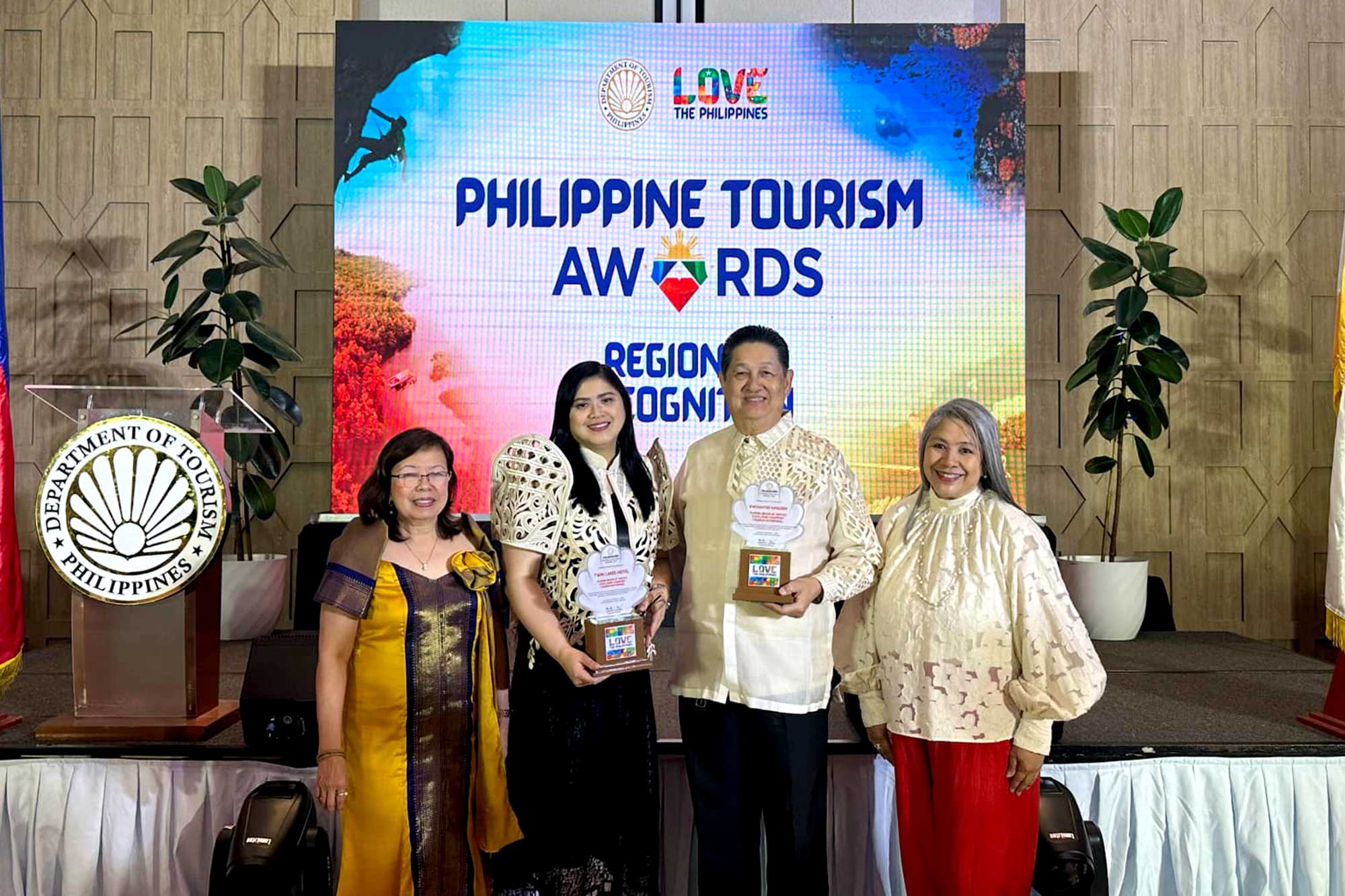 Read more about the article Enchanted Kingdom wraps 2024 with recognitions from DOT and DepEd